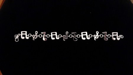 Braccialetto - Note e chiavi di violino € 15,00